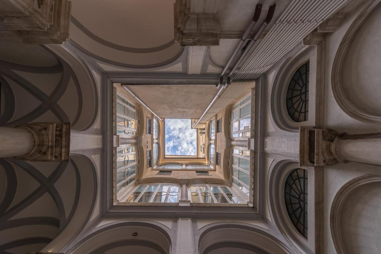 L'Angolo Di Luccoli Genoa Bagian luar foto